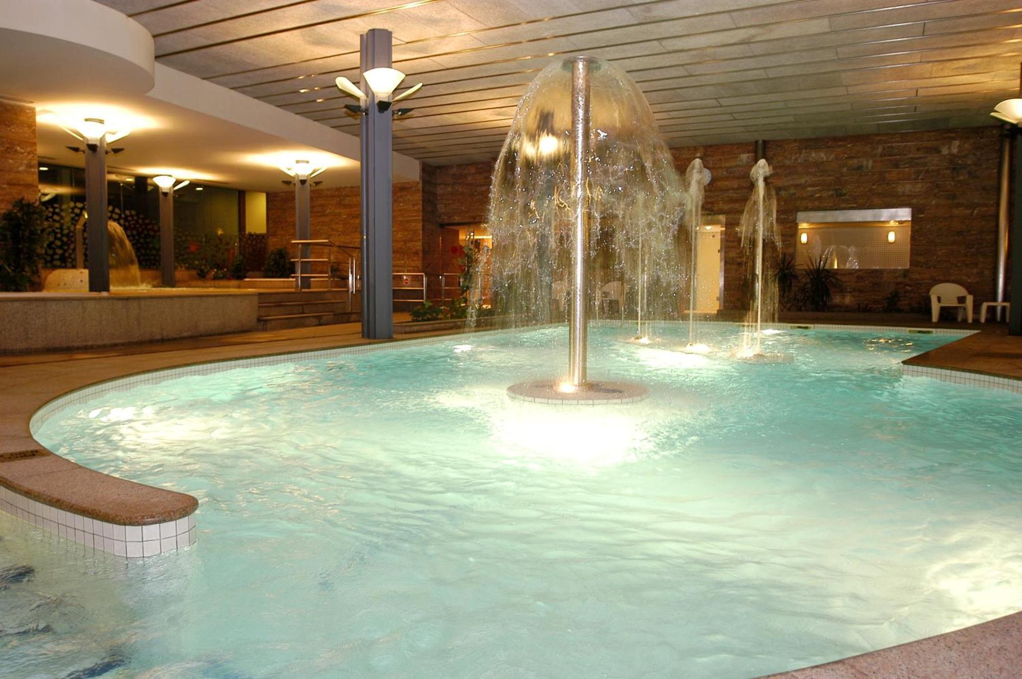 Andorra Palace Luaran gambar